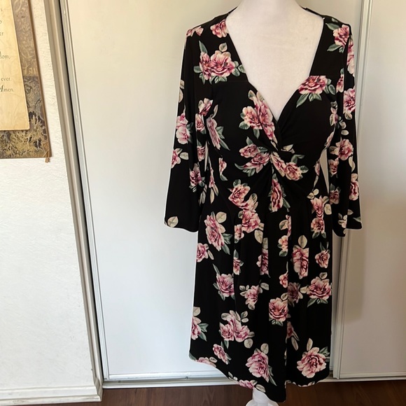 Planet Gold Dresses & Skirts - Plant Gold Dress.   #634